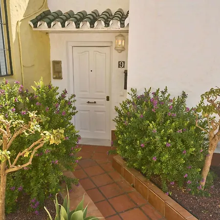 Hébergement de vacances Casablanca 9 - Sea View Duplex With Multi-level Sun Terraces & Pool Nerja