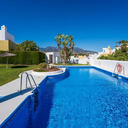 Casablanca 9 - Sea View Duplex With Multi-level Sun Terraces & Pool Hébergement de vacances Nerja