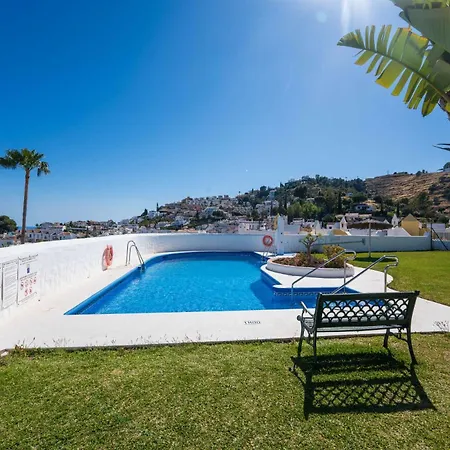 Casablanca 9 - Sea View Duplex With Multi-level Sun Terraces & Pool Hébergement de vacances Nerja